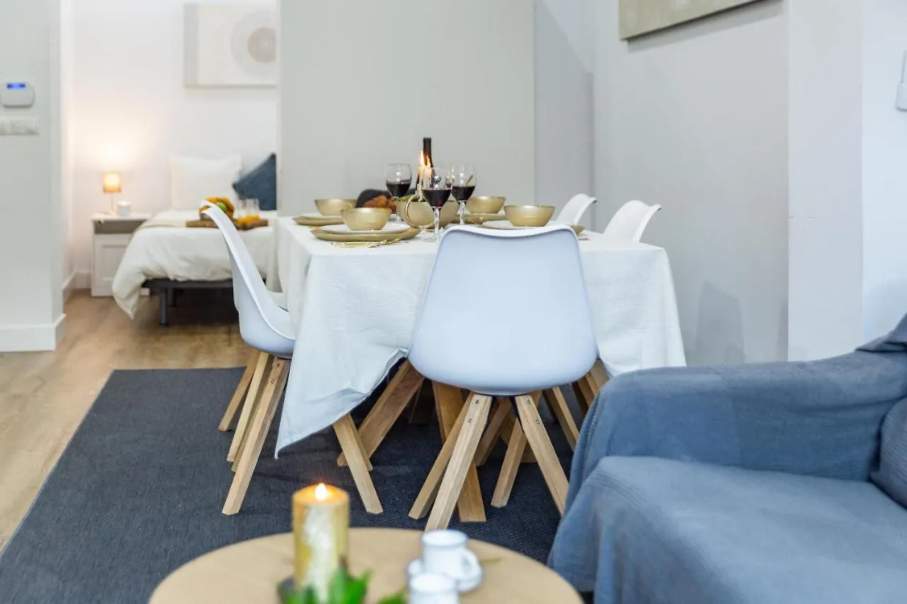 Apartamentos Centro Marmoles Malaga Spain